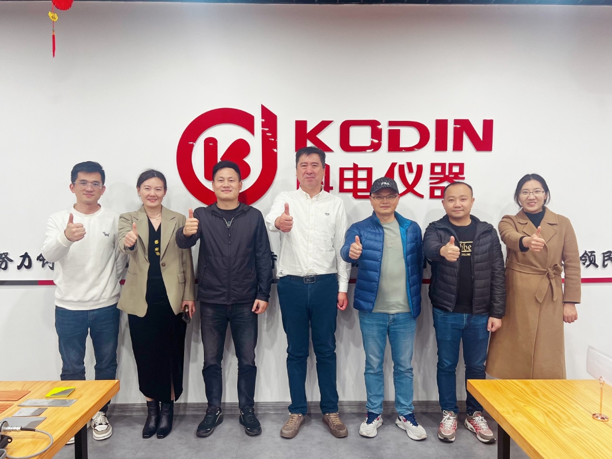 有朋自遠方來！廣州市邁梓普檢測儀器有限公司總代理一行來公司交流